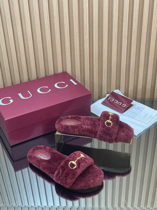 Gucci 2025 Horsebit Slipper Red Wool 562870