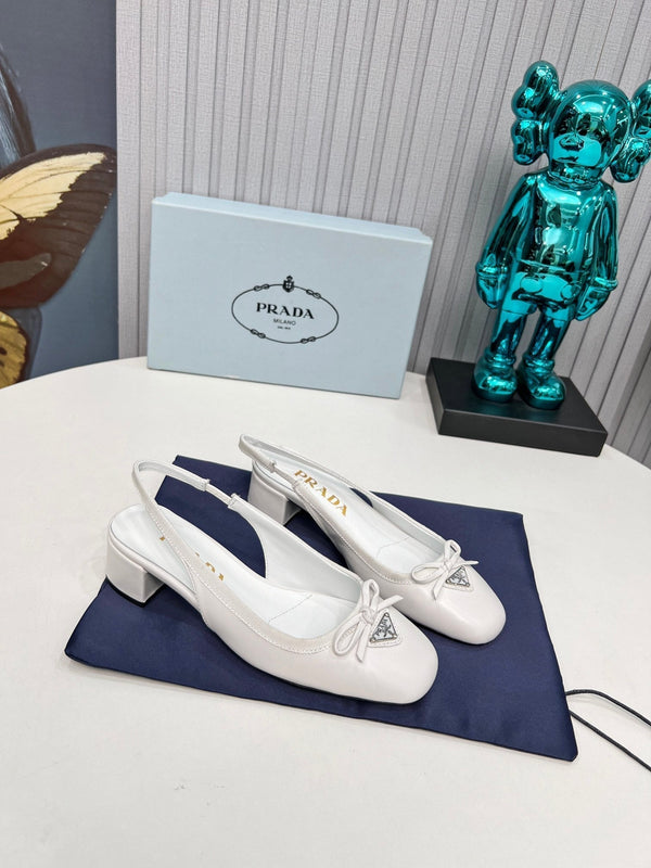 Prad 26s Round Toe Slingback Pumps 40mm In White Calfskin With Bow