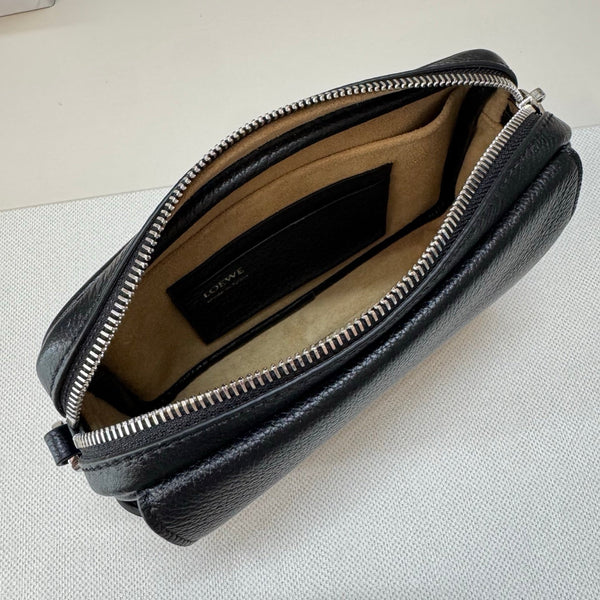 Loewe 2025 Small Pebble Messenger Bag Black Grained Calfskin 274592