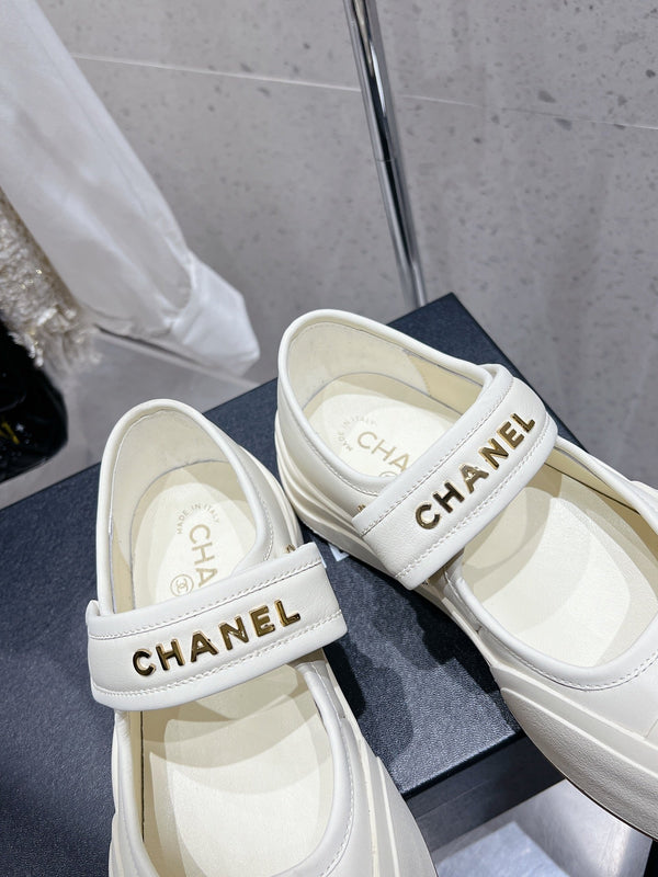 CC 26s Mary Jane Loafers White Lambskin 762896