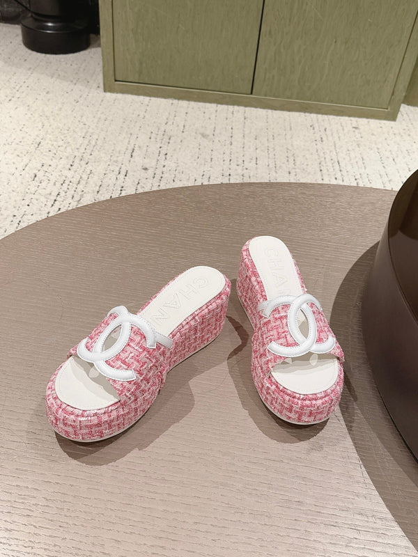 CC 26s Platform Mules Pink Lambskin Fabric 916997