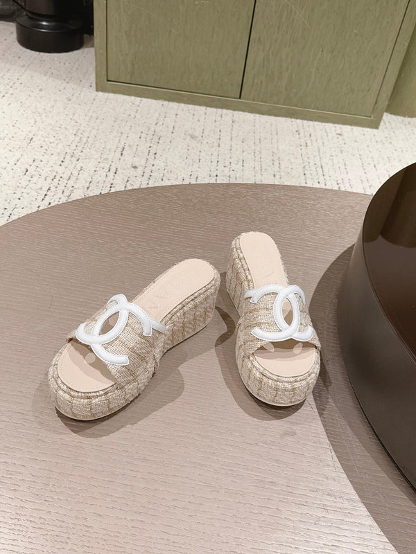 CC 26s Platform Mules Cream Lambskin Fabric 916998