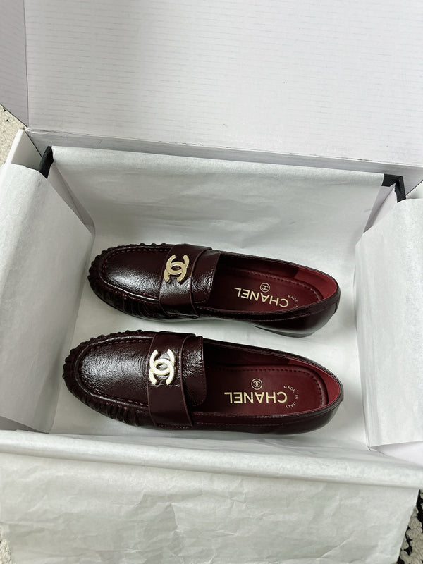 CC 26A Métiers d’art 2026 Loafer Burgundy Glossy Sheepskin 900704
