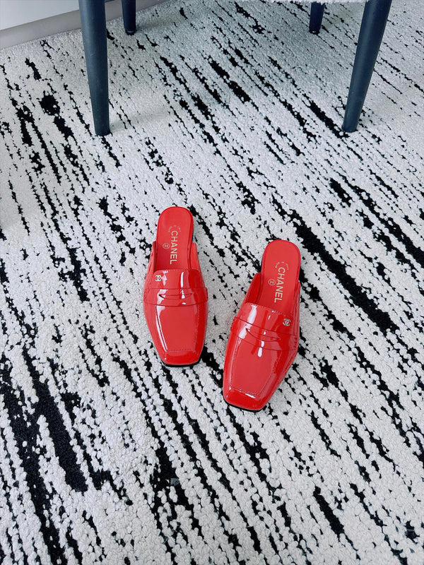 CC AW26 Mocassins Mule Red Shiny Leather 942469