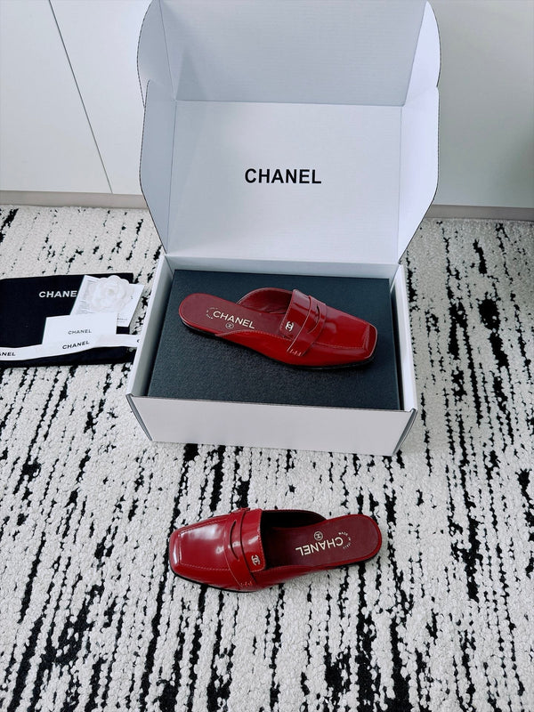 CC AW26 Mocassins Mule Burgundy Shiny Leather 942470