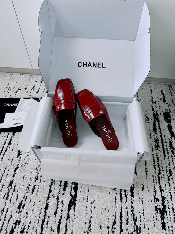 CC AW26 Mocassins Mule Burgundy Shiny Leather 942470