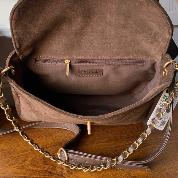Chanel 2025 Messenger Bag 30cm Brown Suede Gold Hardware 321011
