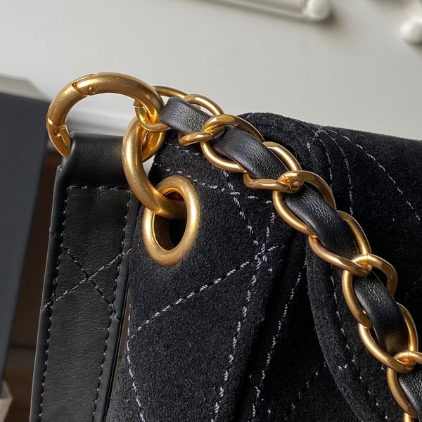 Chanel 2025 Messenger Bag 30cm Black Suede Gold Hardware 321012