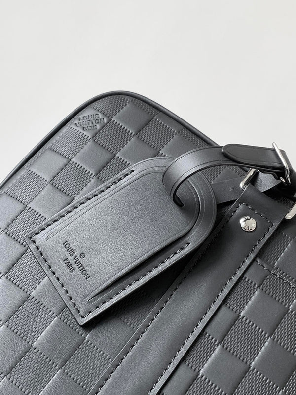 LV N40444 Porte-Documents Voyage NM Black Damier Infini Leather