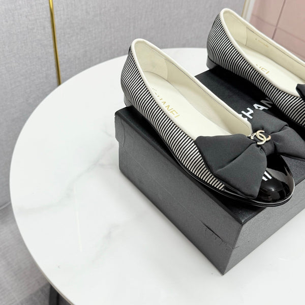 CC 25 Bow Ballet Flats Black White Canvas Striped Pattern And Grosgrain 368809