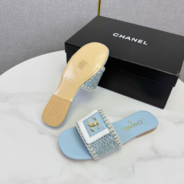 CC 26s Slipper Light Blue Sheepskin Tweed 620280