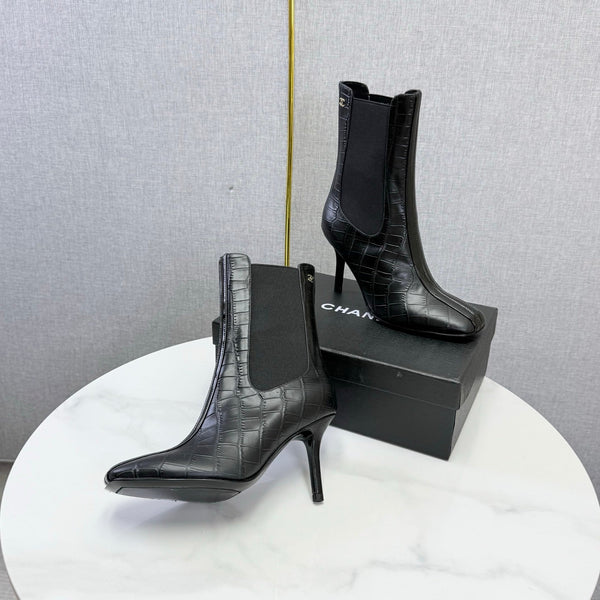 CC 26s Metiers d'Art Boot Black Embossed Leather 904451