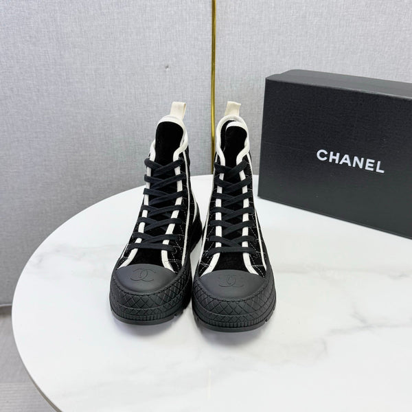 CC 26s High-Top Sneakers Black Suede 972649
