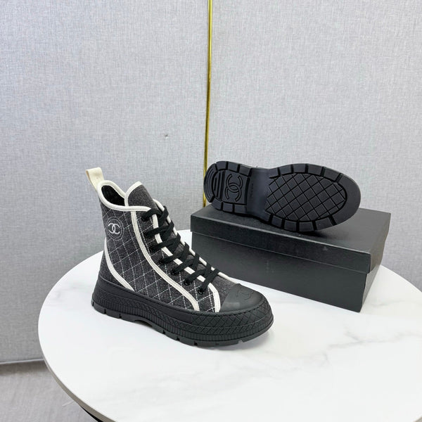CC 26s High-Top Sneakers Black Suede 972649