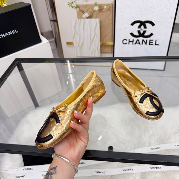 CC 26s Coco Beach Ballet Flats Gold Metalic Leather 872865