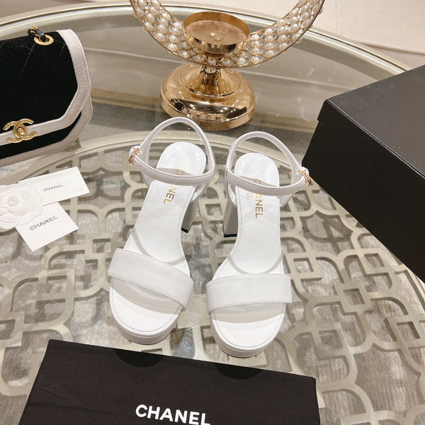 CC 25C 10CM Mid Heed Sandals White Italian Leather 213319