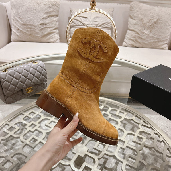 CC Ankle Boots 40mm Dark Yellow Suede