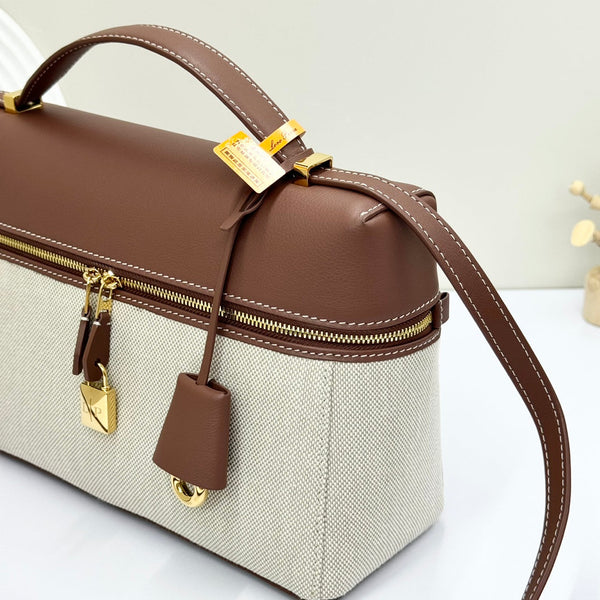 LP Extra Pouch L27 Caramel Calfskin Linen 231570