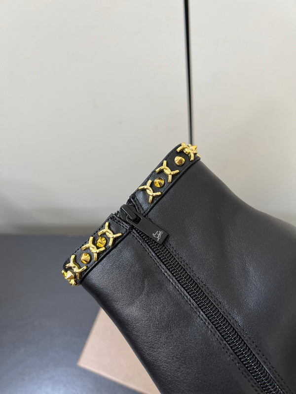 CL Booty Chain Ankle Boots 10.5 Sheepskin 618911
