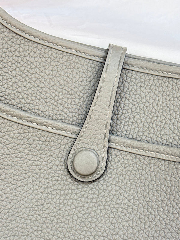 HM Evelyne 23cm Cloud Gray Togo Leather 281209