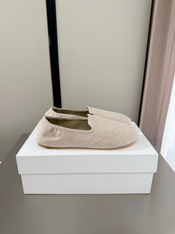 TR Casa Ballet Flat Cream Canvas 872476