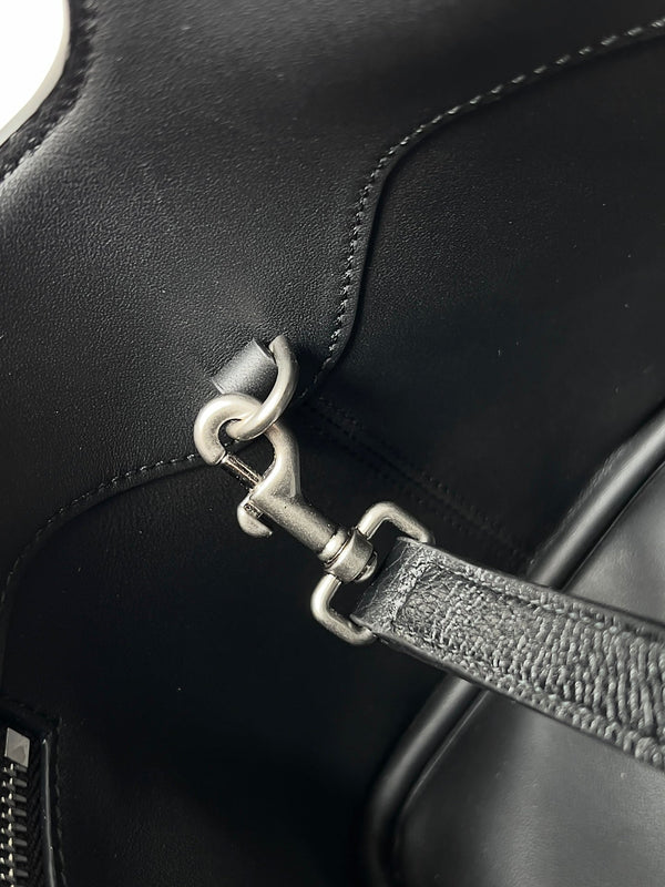 SILVER LOCKER SHOULDER BAG 24 IN BLACK CALFSKIN