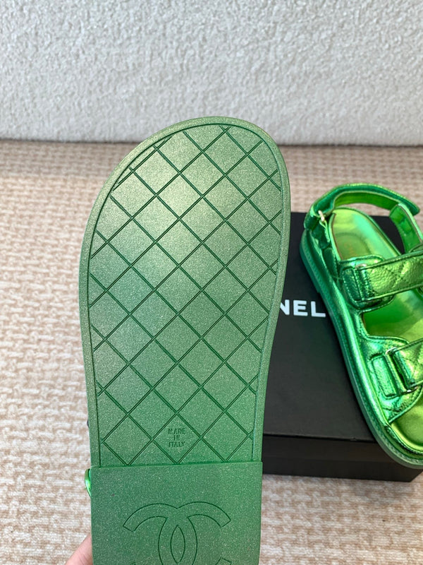 DAD SANDAL IN EMERALD GREEN SHEEPSKIN