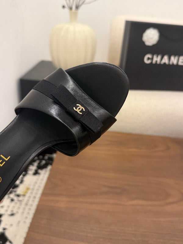 CC 26s High-Heeled Slippers 5cm Black Leather 850459