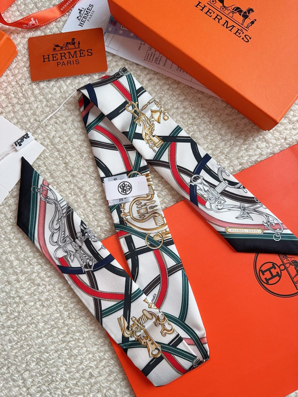 HM 26s Scarf 86 In Silk 309610