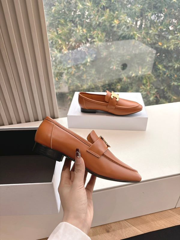 CELINE Buckle Triomphe Loafers Golden Leather