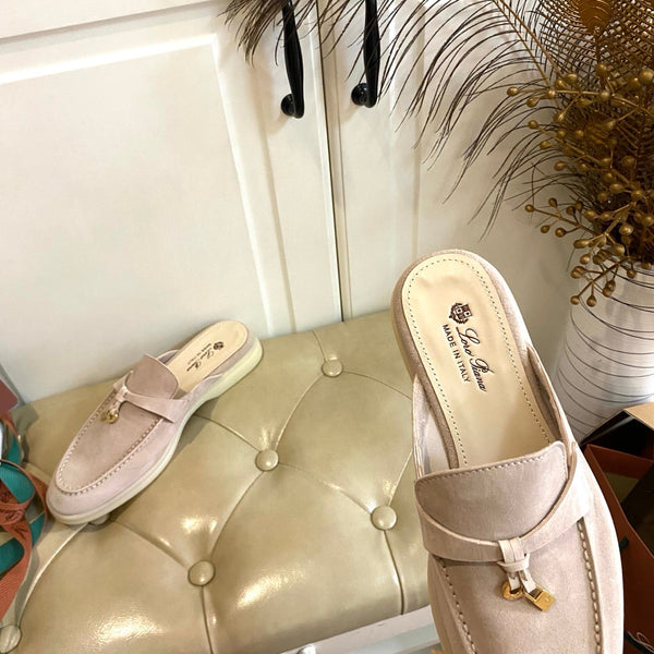 LP 26s Lock Charm Mules In Light Pink Suede
