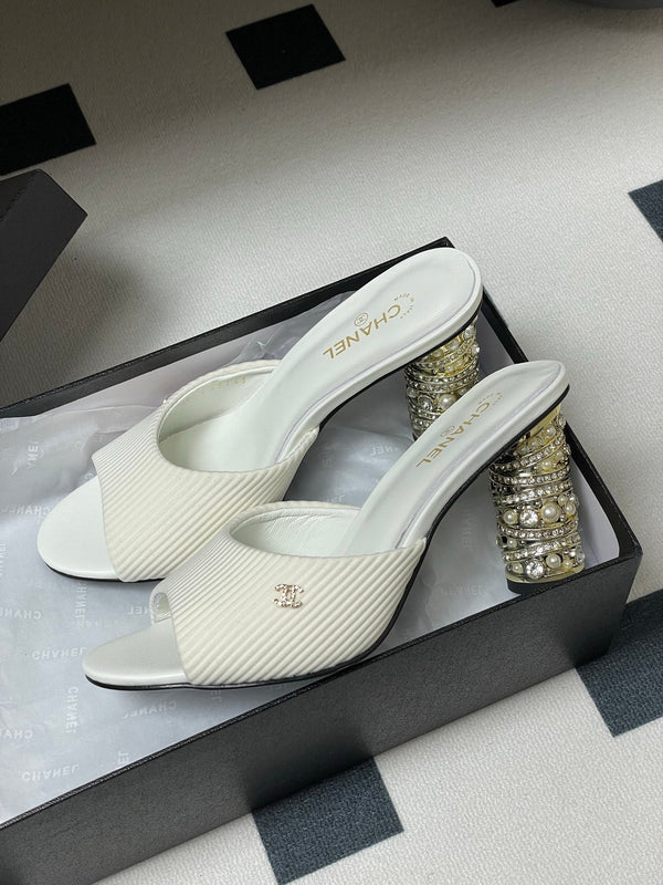 CC 25p Sandal Heel 8cm White Cloth