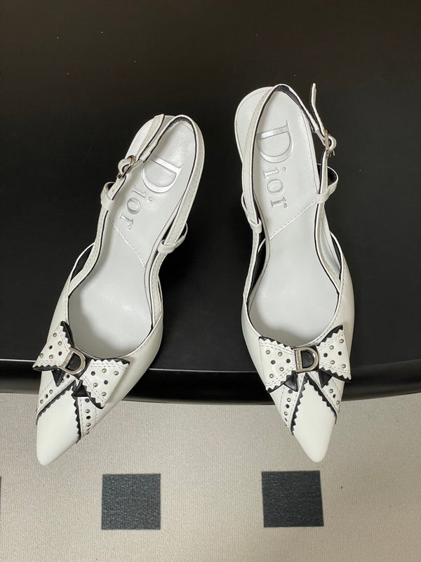 CD 26 D'Trick Slingback Heels 10cm White Bow Detail Sheepskin 632582