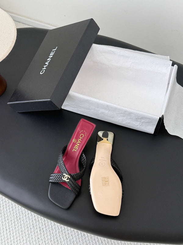 CC 26s Cross Slippers Black Lambskin 914971