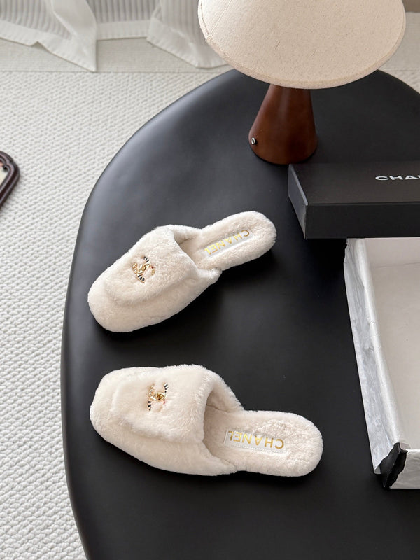 CC 26s Mules White Gold Shearling 127708