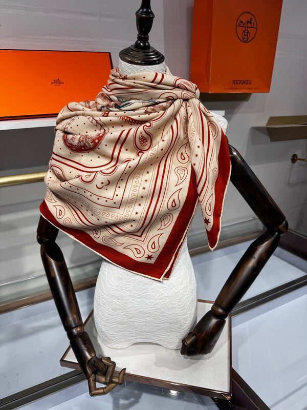 HM Grand Apparat Bandana Shawl 140x140cm Cream Brown Cashmere Silk 212696