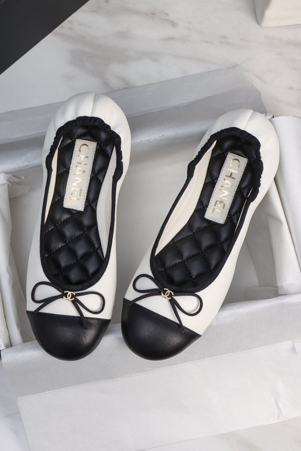 CC 26s Elasticated Ballerinas Black White Leather 964703