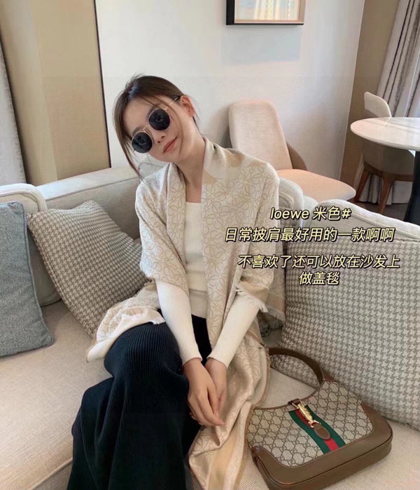 Loewe Scarf 140CM Beige Cashmere 100113