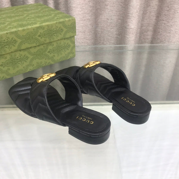 GG marmont logo - embellished mattelasse leather sandal in black