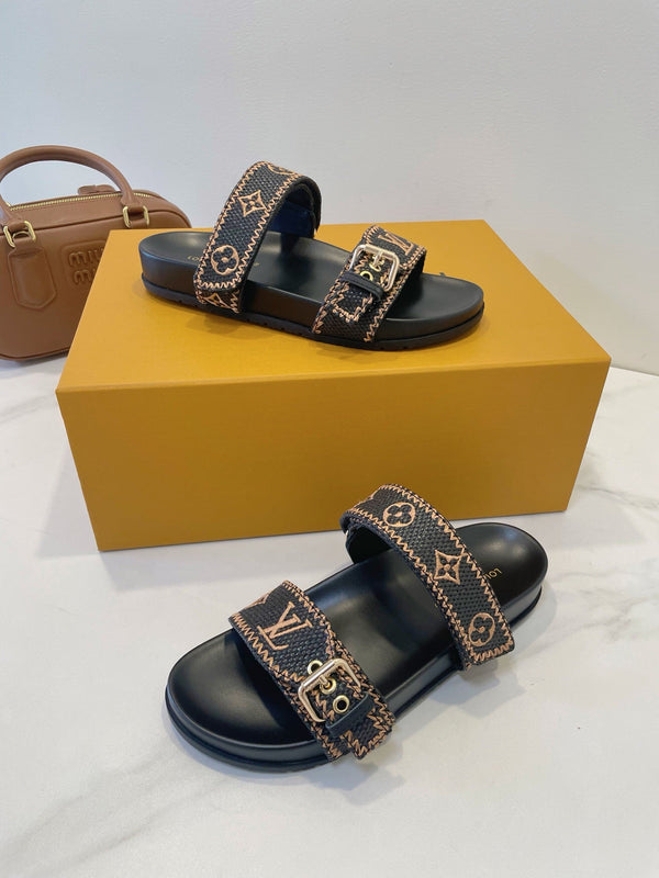 Bom Dia Flat Comfort Mule Brown Black Monogram Embossed Print Classic 241335