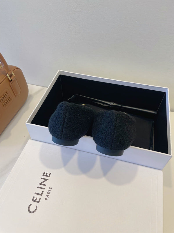 CL 26s Flat Shoes In Black Wool