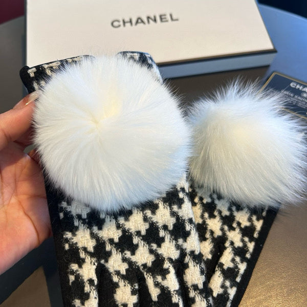 GLOVES IN BLACK MIX WHITE WOOL 462258
