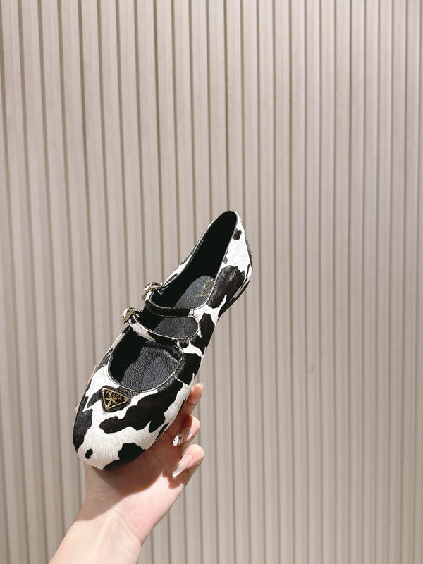 PRA 25s Ballet Flats with Small Buckle Black White Cow Printed Calf-hair 449703