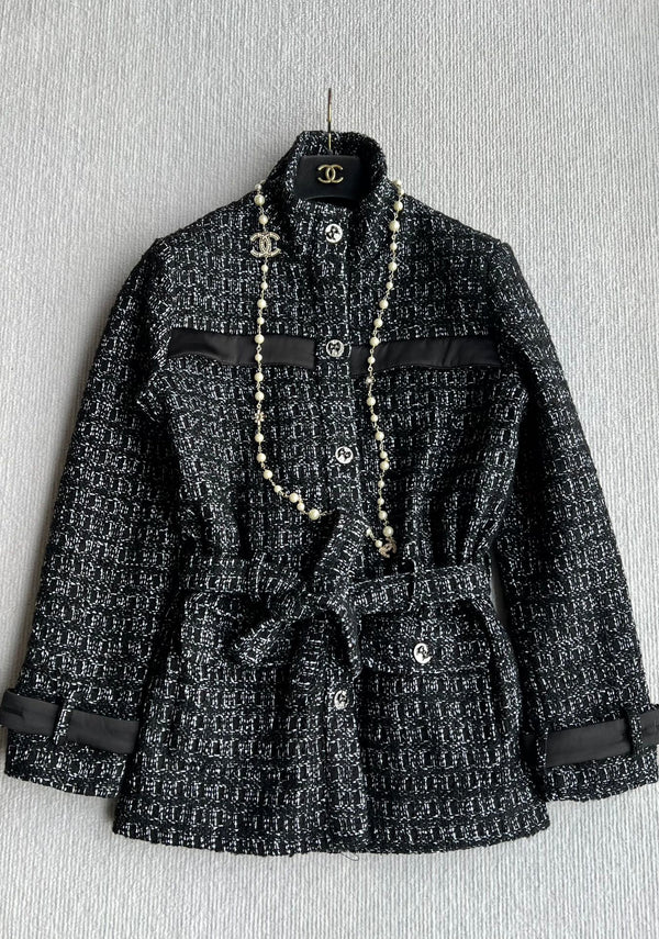 Chanel 2025 Belt Jacket Black Wool Cashmere 318587