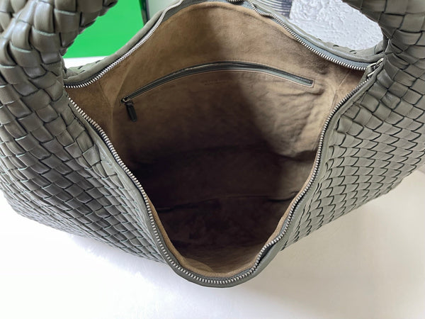 BV Maxi Veneta Bag 59cm Olive Intrecciato Leather