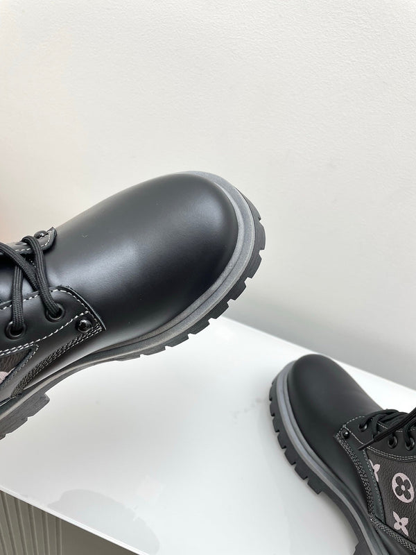 LV 25 Ankle Boots Black Monogram Cowhide 576224