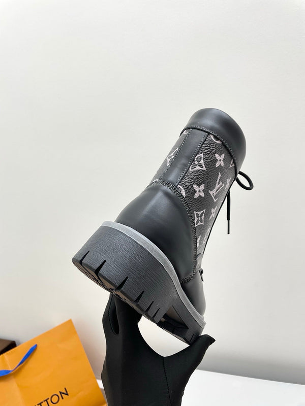 LV 25 Ankle Boots Black Monogram Cowhide 576224
