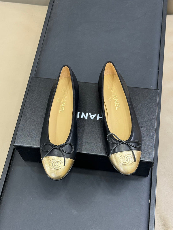 CC Classic Ballet Flats Black Gold Lambskin 282277