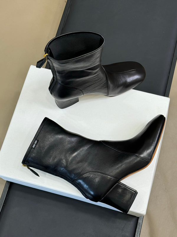 MiuMiu ankle boots black cowhide 521946