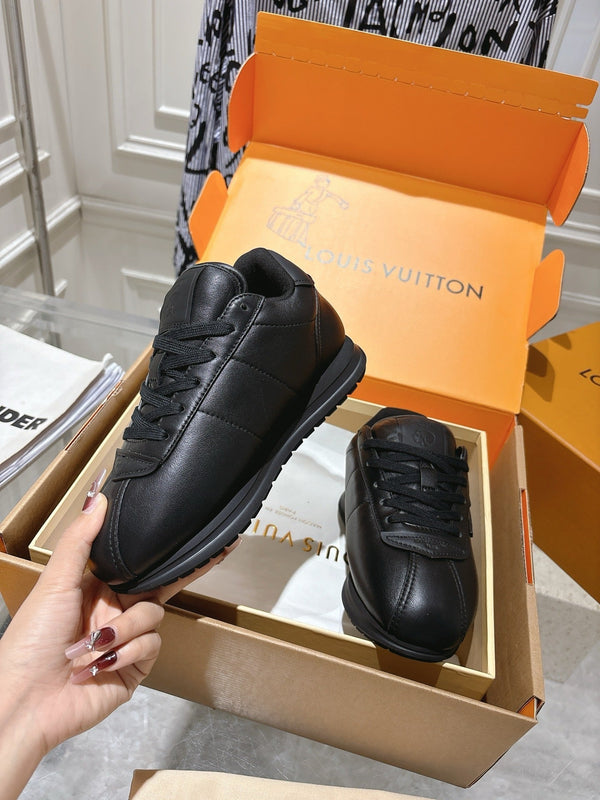 LV BUTTERSOFT Sneaker Black Cowhide 476980